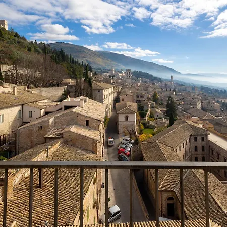 Scappo In Umbria, Casa Vigi * Ассизи