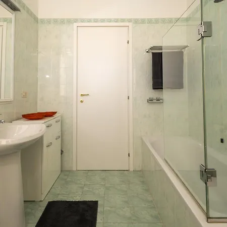 Apartment Scappo In Umbria, Casa Vigi *