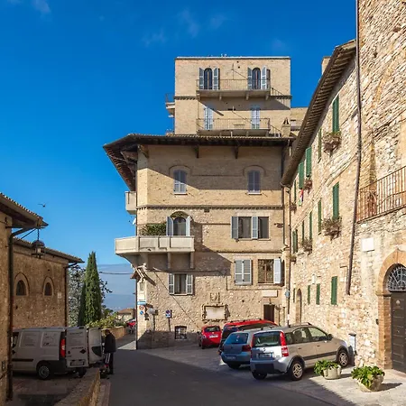 Scappo In Umbria, Casa Vigi Апартаменты *
